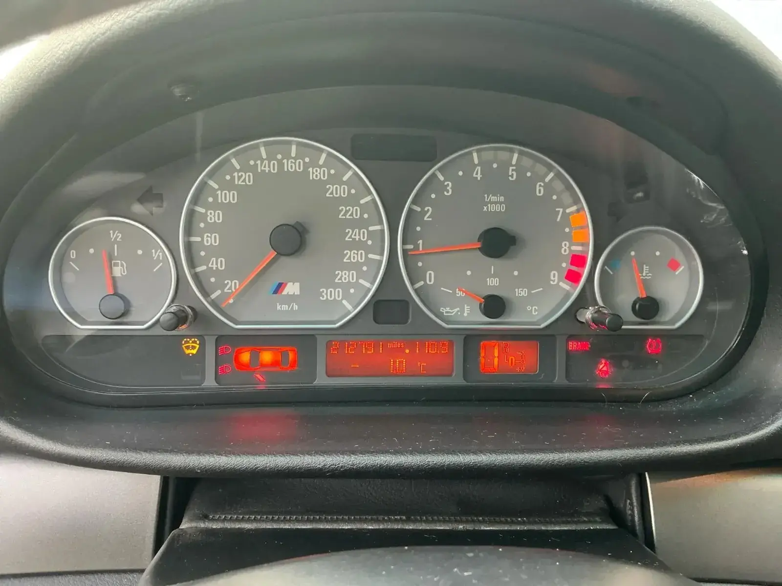 bmw-m3-blanche-3.2E-2002-337ch8