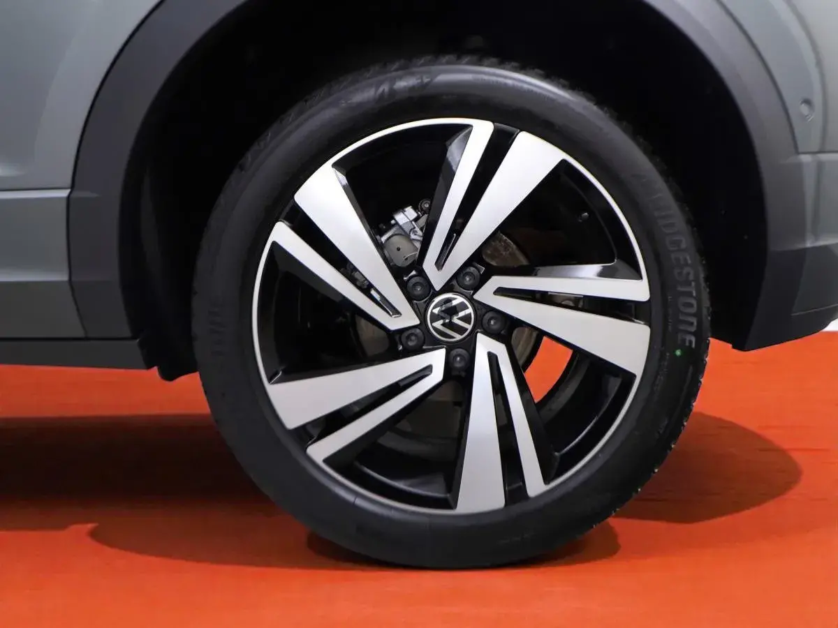 volkswagen-t-roc-r-line-2025-jantes