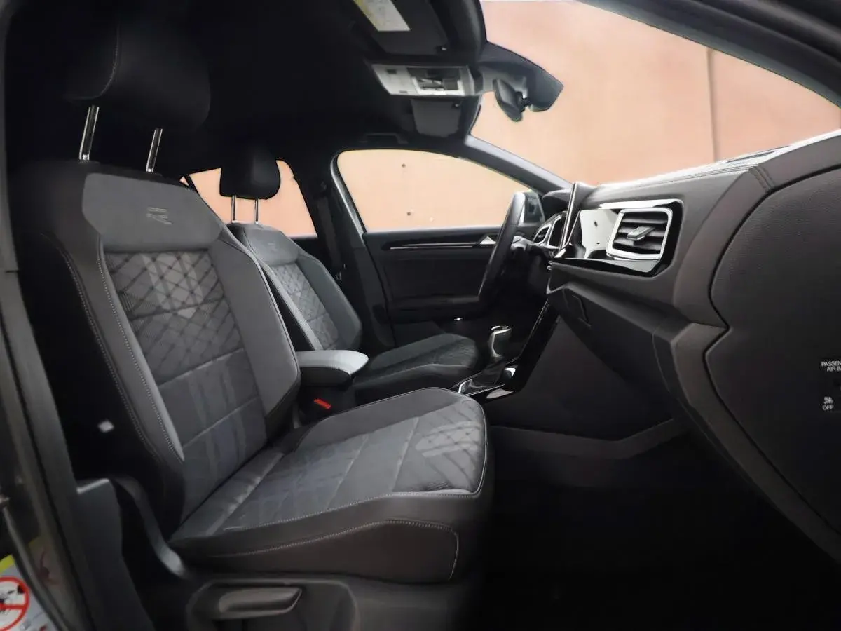 volkswagen-t-roc-r-line-2025-avant